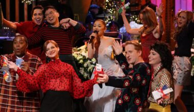 Ariana Grande Spoofs Mariah Carey’s 'All I Want for Christmas'