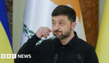 Ukrainian city hit by 'massive' strike as peace talks in US conclude