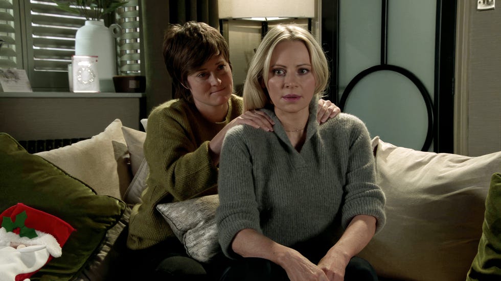 becky swain, lisa swain, coronation street