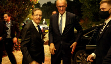 Bangkok Post - In Jerusalem, Merz reaffirms Germany's support for Israel