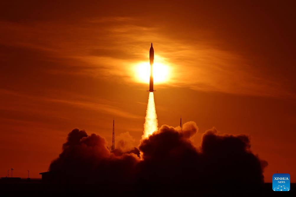 China's Kuaizhou-11 Y8 rocket launches space experimental spacecraft into space-Xinhua