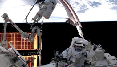 Chinese Astronauts Clamber Outside Space Station to Inspect Damaged Spacecraft