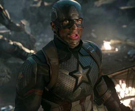 Chris Evans' Captain America dirty in the middle of a battlefield in Avengers: Endgame