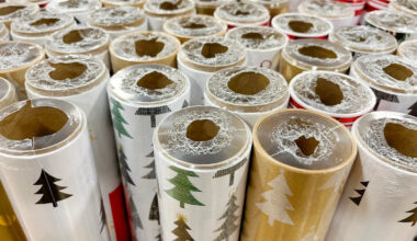 Simple way to check if your Christmas wrapping paper can be recycled