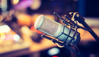 A new country radio station just hit DFW airwaves. A legend was the first song.