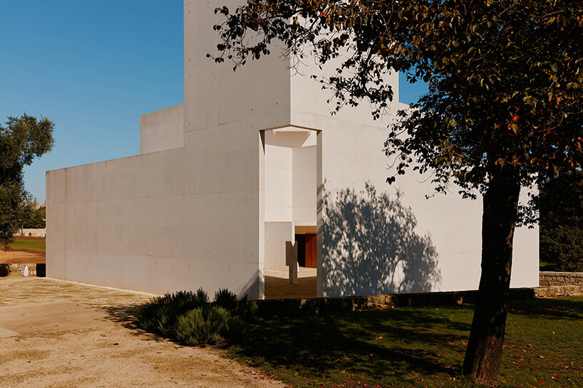 álvaro siza shapes light and shadow in porto monastery captured by david altrath