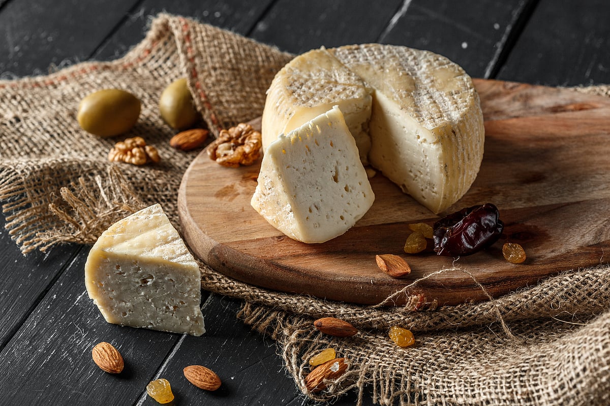 Study Links Full-Fat Cheese to Lower Dementia Risk: Swedish Research Insights