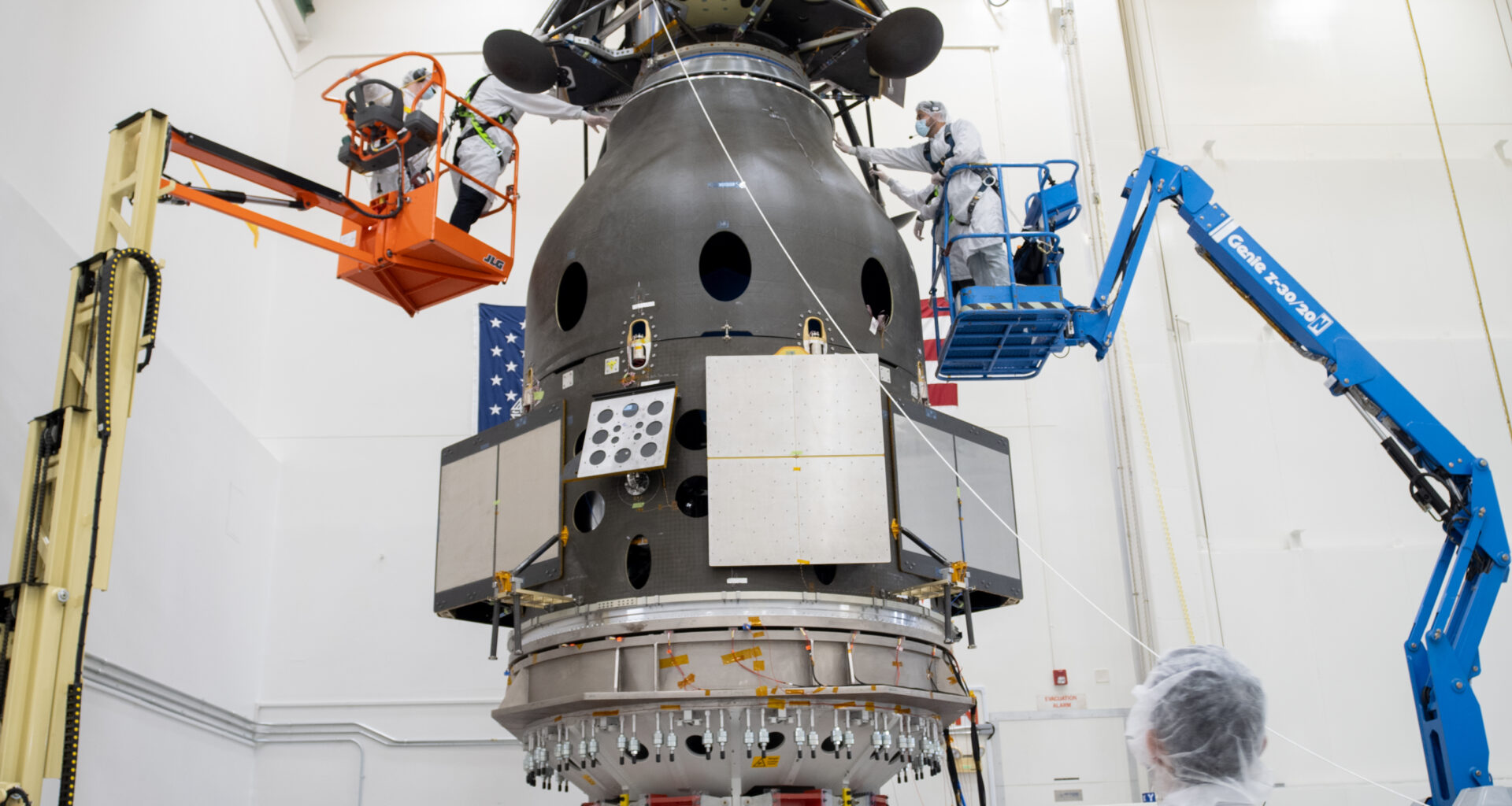 NASA JPL Shakes Things Up Testing Future Commercial Lunar Spacecraft