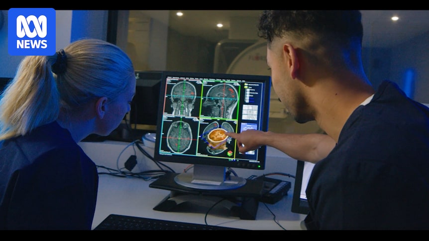 Brain research centre The Florey sues executive, allegeing he stole and erased files