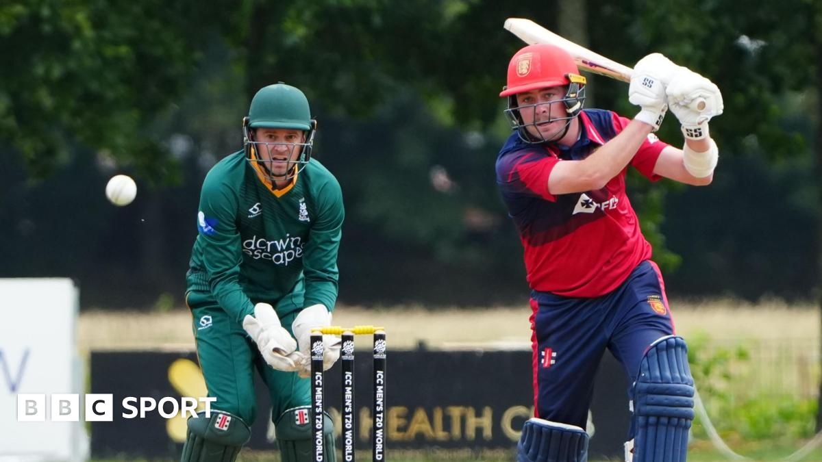 Harrison Carlyon bats for Jersey