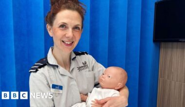 How I conquered my hospital phobia to become a midwife