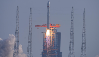 China launches 14th group of low-orbit internet satellites into space - news.cgtn.com
