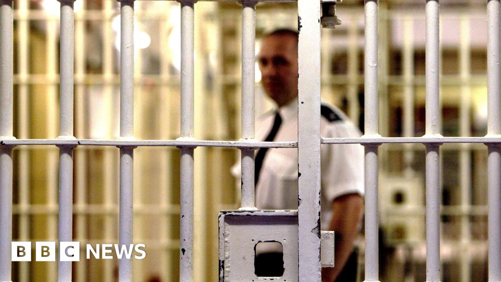 Prison staff ‘begging for help’ as mental health sick days rise