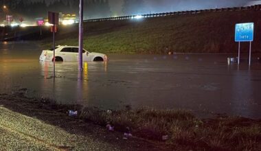 Western Washington faces 'catastrophic' flooding as two atmospheric rivers dump heavy rain