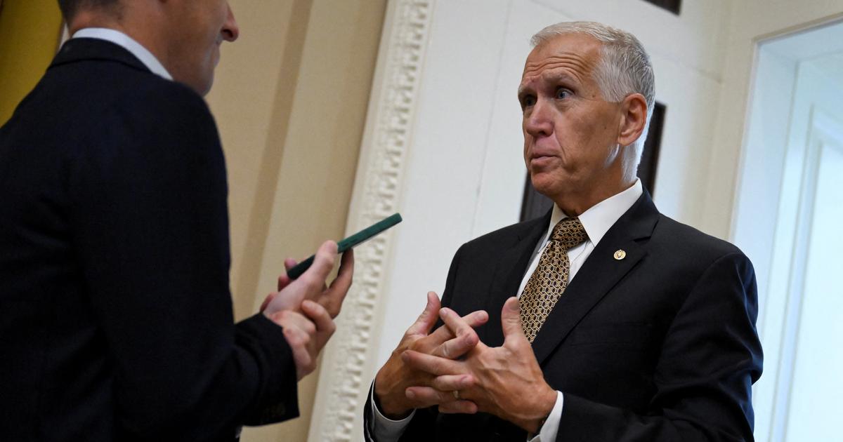 Voters back alternative assets in 401(k)s, poll shows