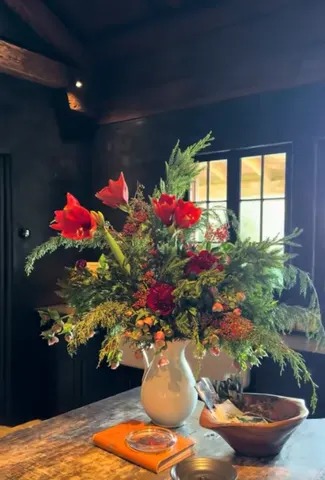 TikTok/Kendall Jenner Kendall Jenner's house in Montecito decorated for the holidays