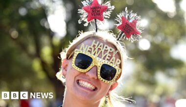 Sydney sends message of peace for New Year's after Bondi terror attack