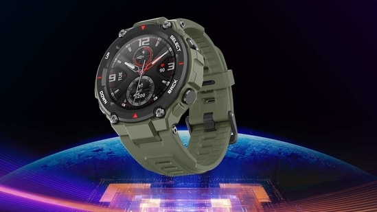 Smartwatches built to keep your fitness goals on track.