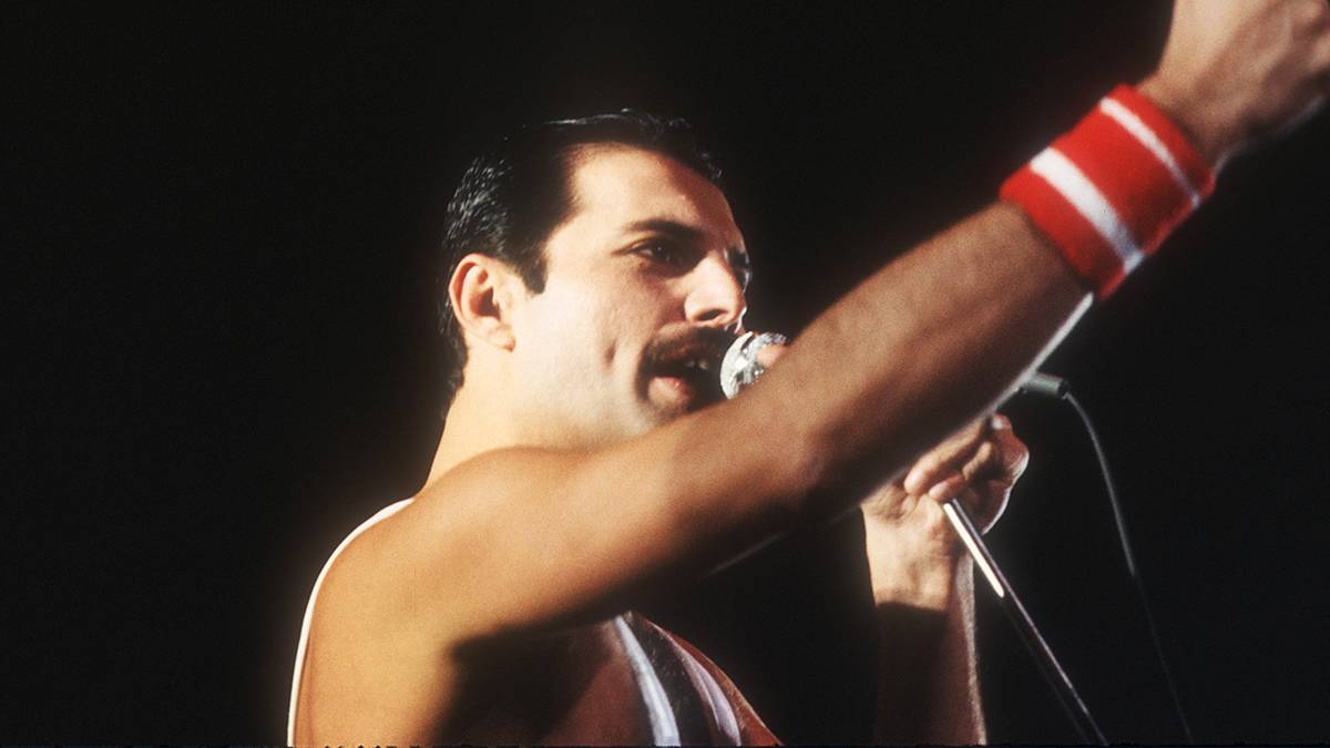 Freddie Mercury Once Wrote a Song for John Lennon — Decades Later, It Became One of Queen’s Most Unexpected Hits