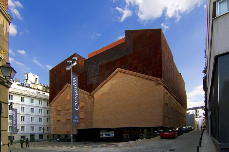 From Factories to Futures: Adaptive Reuse in the Post-Industrial City - Image 18 of 22