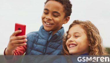 XploraOne by HMD is a hybrid phone for kids