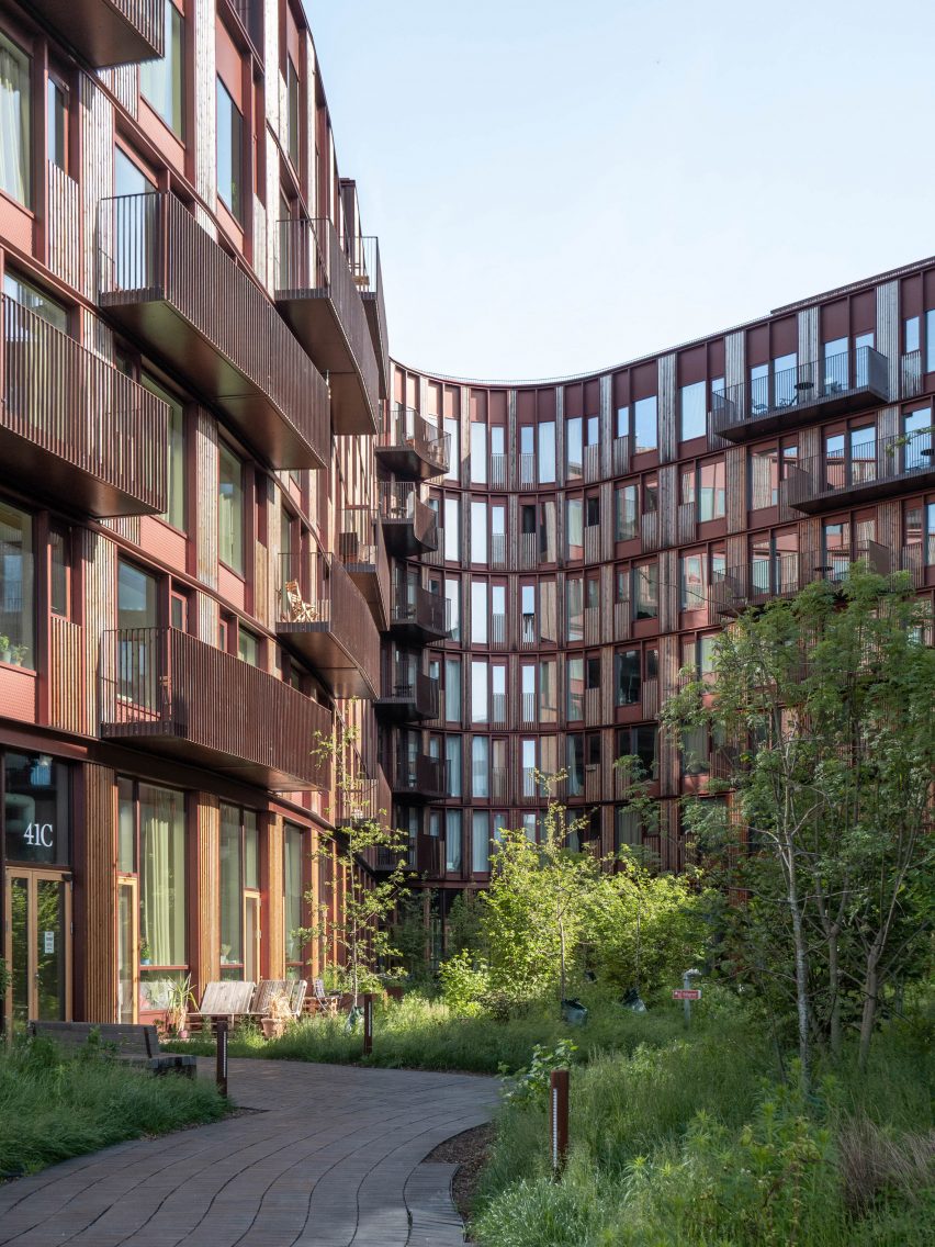 Harmonikahusene by EFFEKT