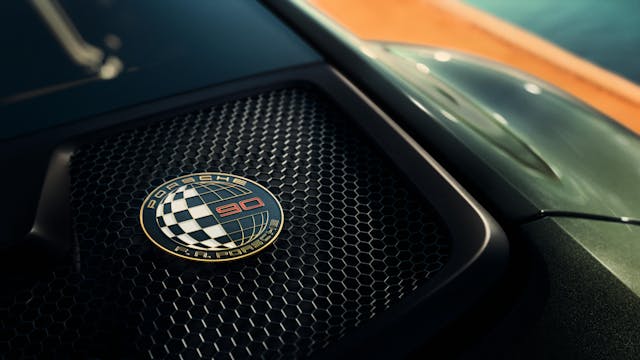Porsche 911 GT3 90 FA badge