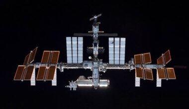 ISS hits rare full house as all eight docking ports ocupado • The Register