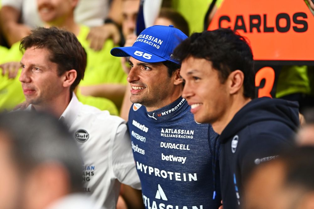 James Vowles, Team Principal of Williams, Carlos Sainz, Williams FW47, Alex Albon, Williams FW47