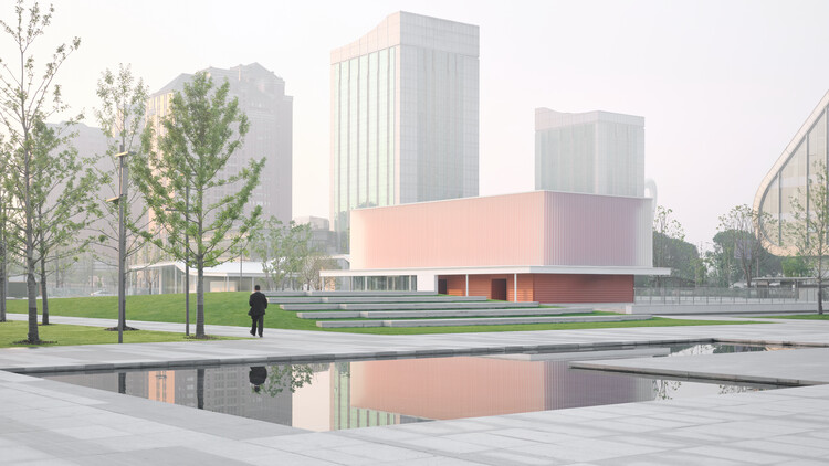 Kunshan City Square / Dazhou And Associates - Image 1 of 39