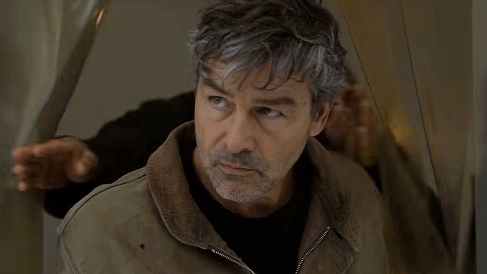 Kyle Chandler as Hal Jordan in Lanterns