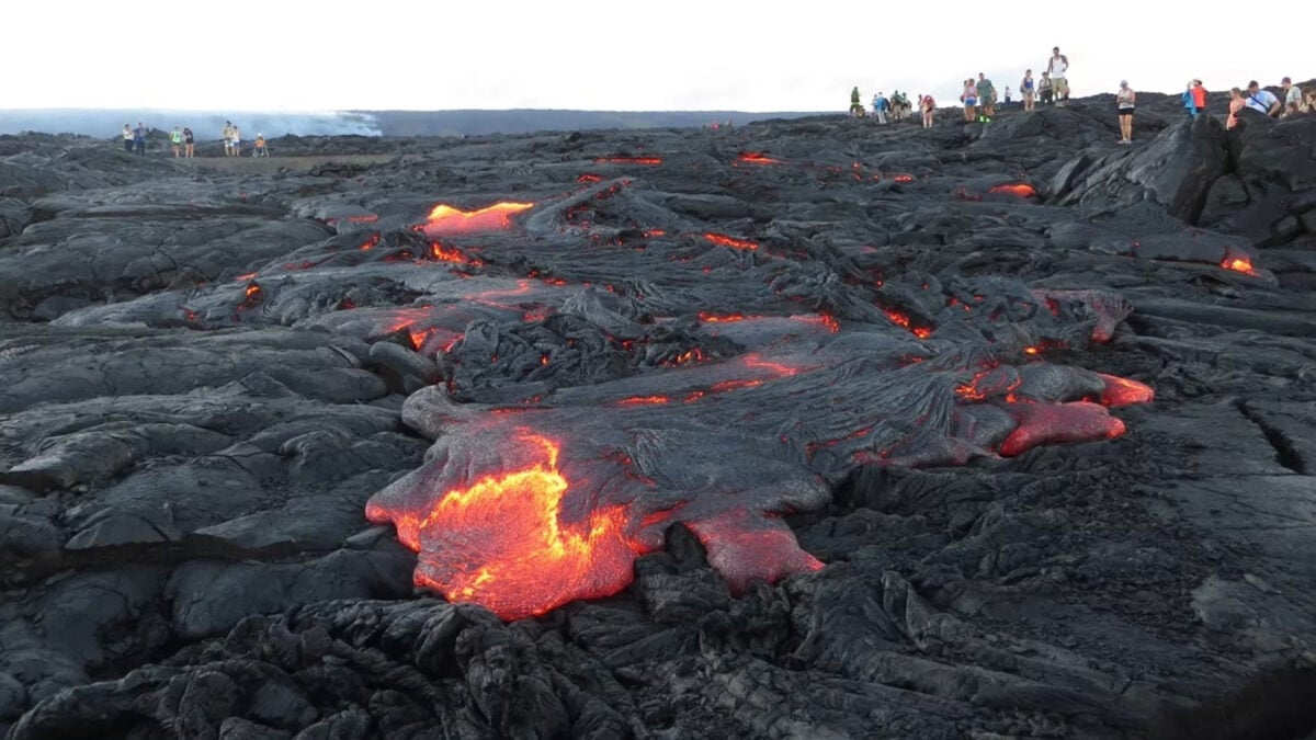 Scientists Shocked to Discover Microbes 'Colonizing' Lava Within Hours of Solidifying