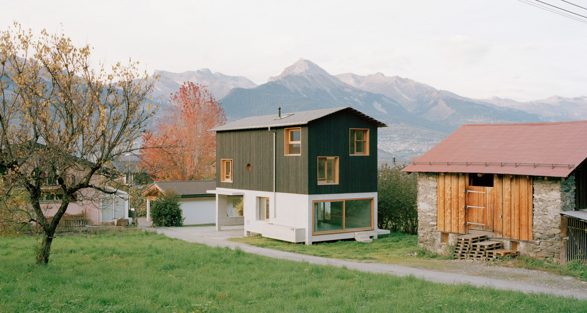 The Wandering House by Lionel Ballmer Architectes