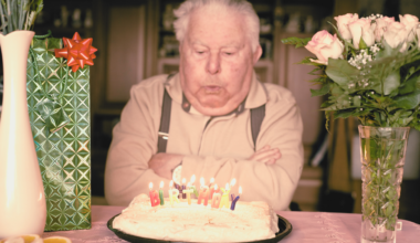 Forget Diet and Exercise. People Who Live Longest Do This.