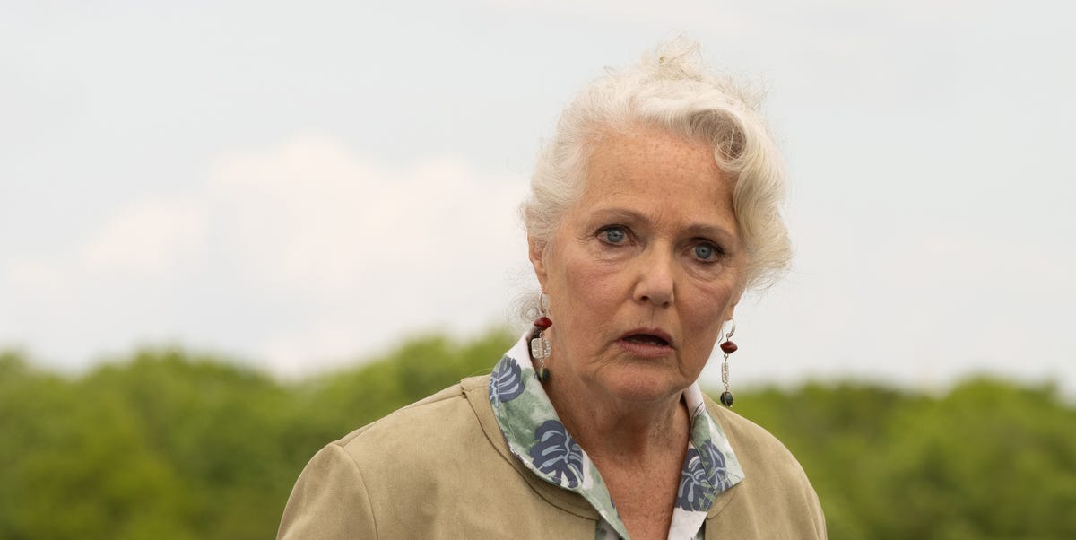 Mary grows suspicious – is she too close to the truth?