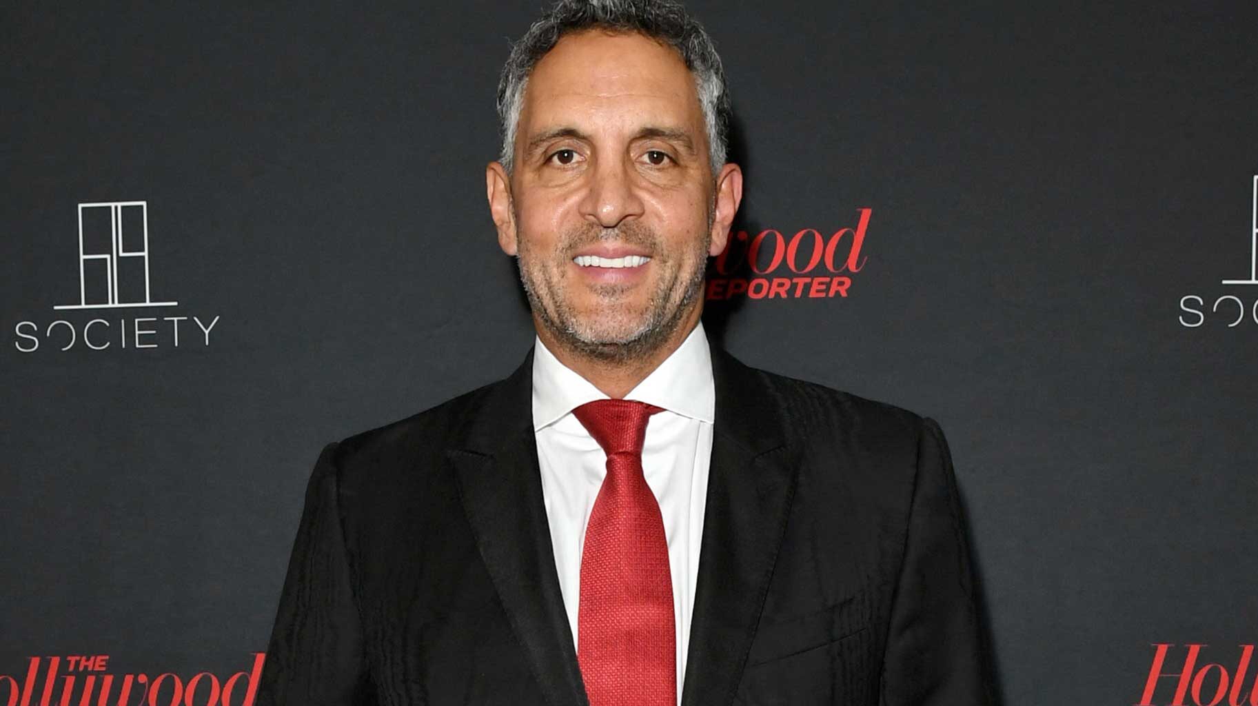 Mauricio Umansky Throws Epic Holiday Party for The Agency