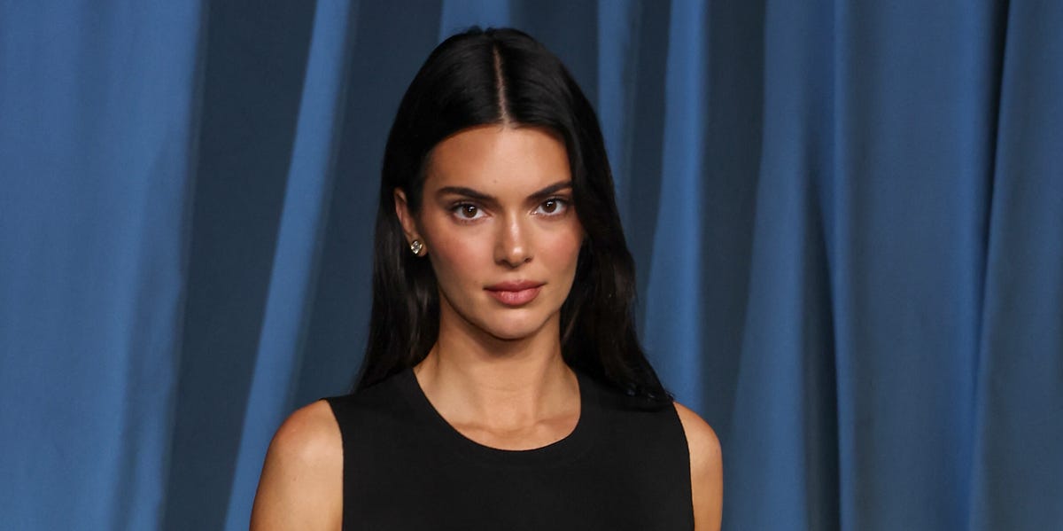 Kendall Jenner Wears a Plunging Red Sequin Dress on Christmas Eve