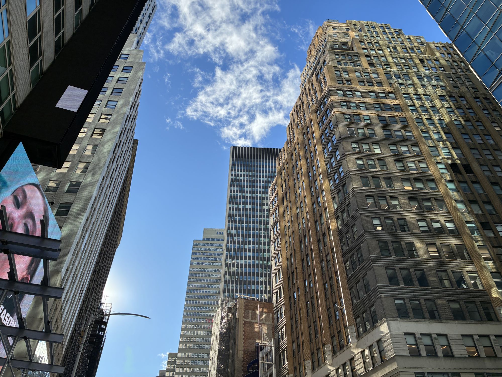 Apple iPhone 16e camera sample.