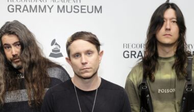 Health: Conflict DLC album review