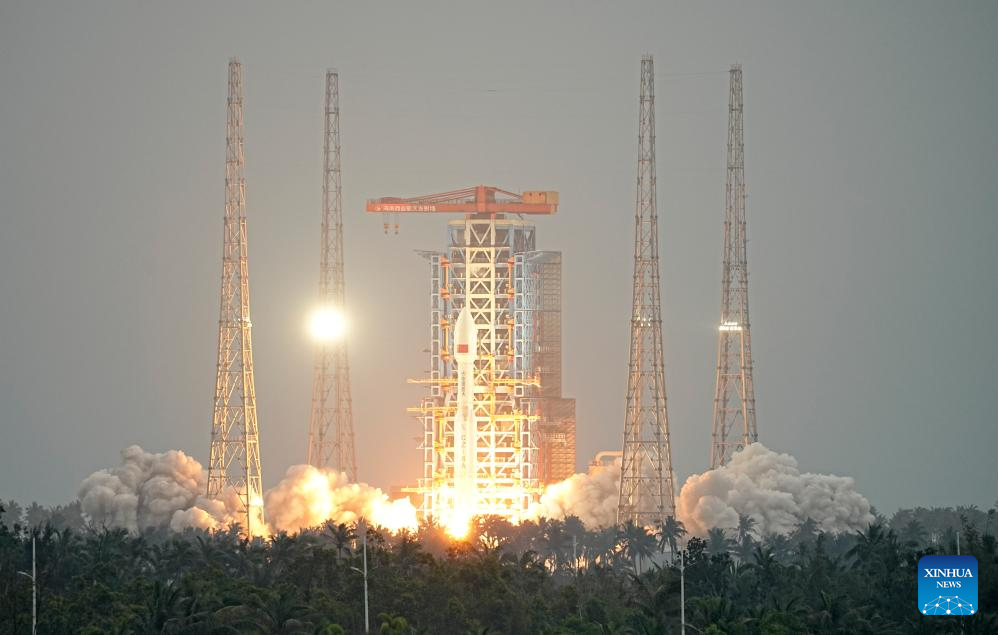 China's Long March-8A rocket launches internet satellites-Xinhua