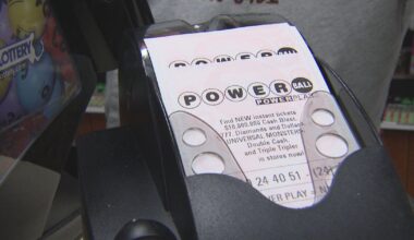 8 Powerball tickets worth $50,000 sold in Massachusetts for Christmas Eve drawing. Here's where.