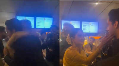 When Rekha got emotional and hugged Amitabh Bachchan’s grandson Agastya Nanda at an event