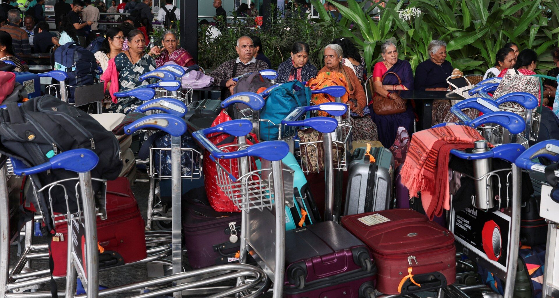 IndiGo chaos: Why is India’s largest airline canceling hundreds of flights? | Transport News