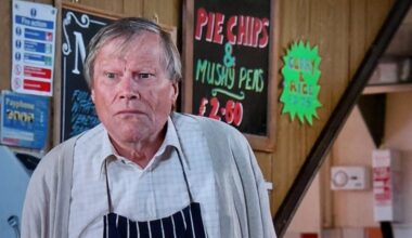 Coronation Street fan theory predicts Corriedale link to Roy's mysterious new story
