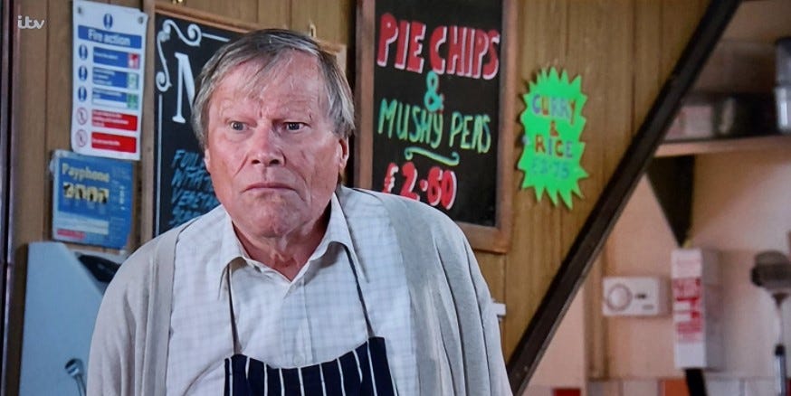 Coronation Street fan theory predicts Corriedale link to Roy's mysterious new story