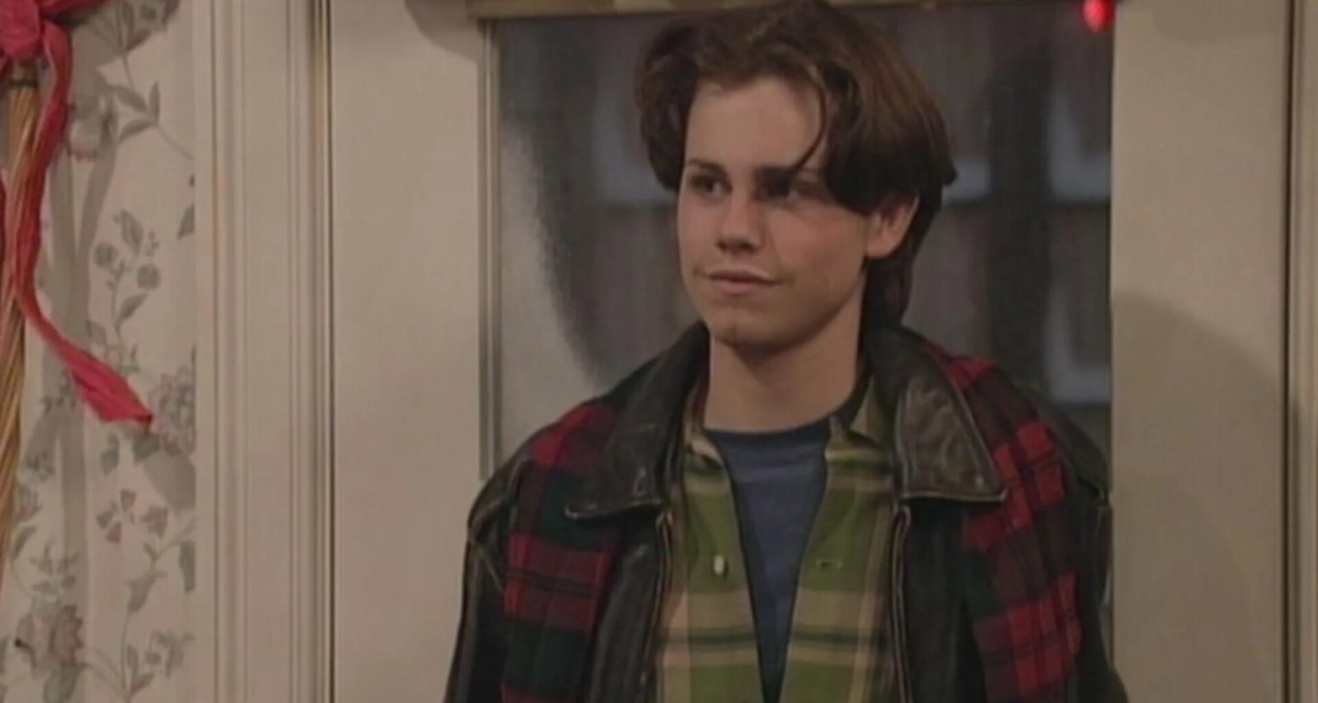 29 Years Ago Today, Boy Meets World Released a VERY Dark Christmas Episode (Featuring Two Comedy Legends)