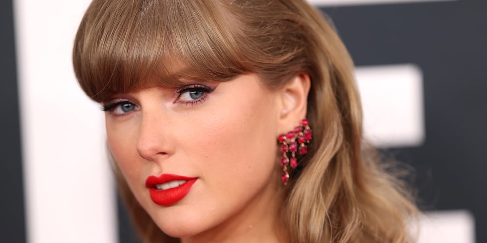 Taylor Swift Has Perfect Response to Those Wanting Her to ‘Just Go Away’ | Taylor Swift | Celebrity News and Gossip | Entertainment, Photos and Videos