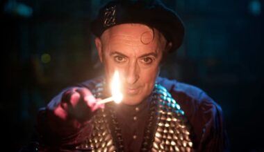 Donna Kelce Says "Show Me The Money" In New Peacock Preview