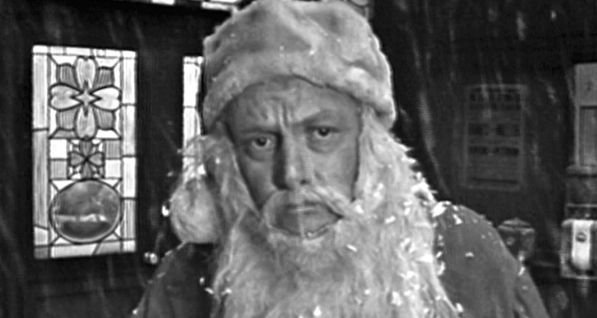 65 Years Ago Today, The Twilight Zone Released a Tragic Christmas Episode (Starring a Hollywood Legend)