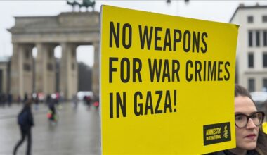 Amnesty calls for blocking German-owned ship carrying arms components bound for Israel
